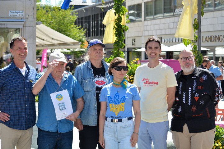 Organizers and speakers gather at the Måndagsrörelsen rally in Uppsala, Sweden, to campaign for long-term support for Ukraine and corporate accountability. (Source: Oleksandr Denysenko) Organizers and speakers gather at the Måndagsrörelsen rally in Uppsala, Sweden, to campaign for long-term support for Ukraine and corporate accountability. (Source: Oleksandr Denysenko)