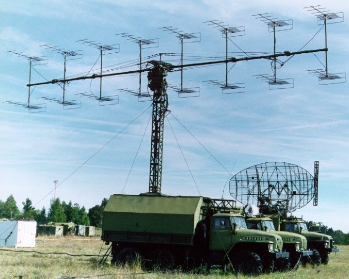 P-18 radar system in Greding, Germany, with an identification friend-or-foe antenna visible in the background, 1998. (Source: Wikimedia Commons)