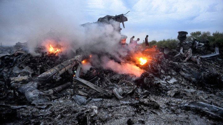 Las secuelas del derribo del vuelo MH17 de Malaysia Airlines, atribuido a los separatistas apoyados por Rusia (Fuente: DER SPIEGEL)