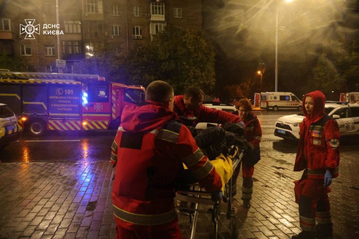 Emergency medics treat and transport the injured after a Russian drone strike on October 10, 2025. (Source: SES)