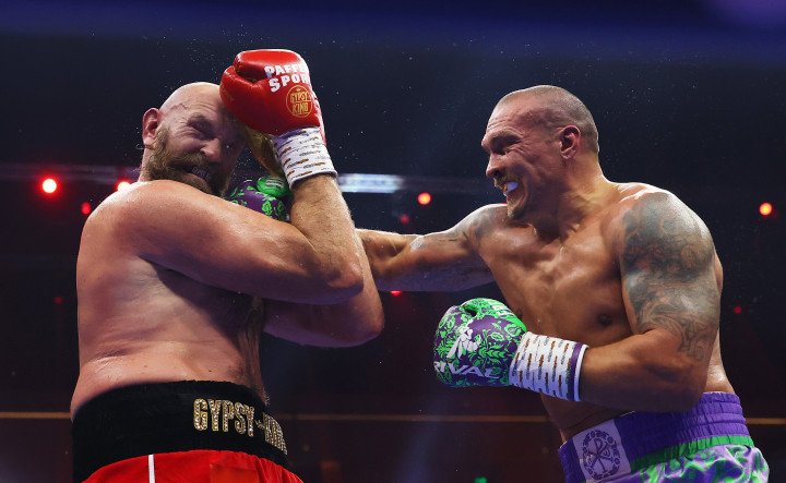 Oleksandr Usyk lands a punch on Tyson Fury during their undisputed heavyweight title fight at Kingdom Arena in Riyadh, Saudi Arabia, on December 21, 2024. (Photo: Getty Images) Oleksandr Usyk lands a punch on Tyson Fury during their undisputed heavyweight title fight at Kingdom Arena in Riyadh, Saudi Arabia, on December 21, 2024. (Photo: Getty Images)