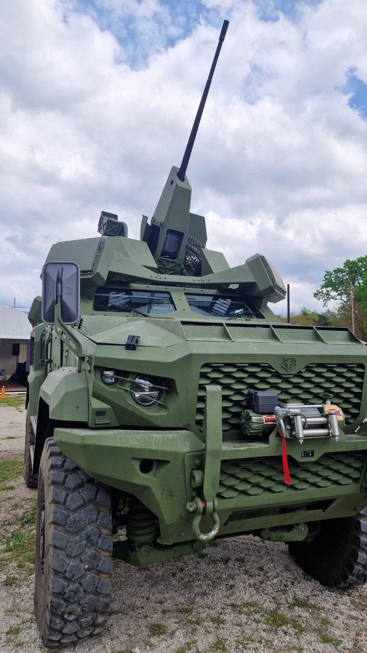 Frontal view of the Wolf 25 AD air defense vehicle, highlighting its remote turret and optical targeting systems. (Source: Praise the steph) Frontal view of the Wolf 25 AD air defense vehicle, highlighting its remote turret and optical targeting systems. (Source: Praise the steph)