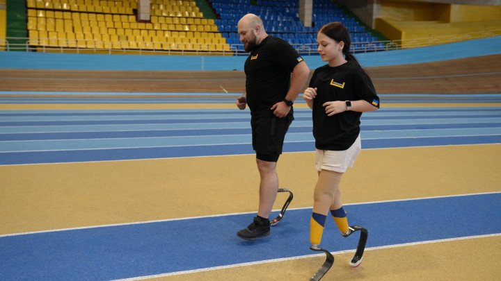 Yana Stepanenko and Oleksandr Zhavnenko. (Source: Press Service of the First Medical Association of Lviv.) Yana Stepanenko and Oleksandr Zhavnenko. (Source: Press Service of the First Medical Association of Lviv.)