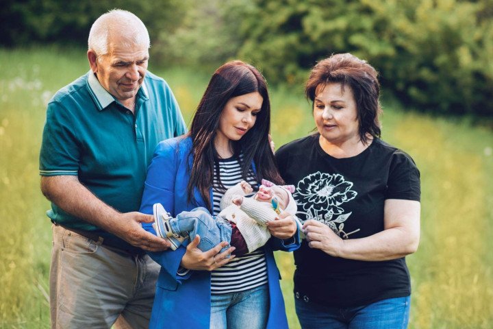Three generations of the Ostafiieva family. May 2022. Photo: Olesia Ostafiieva Three generations of the Ostafiieva family. May 2022. Photo: Olesia Ostafiieva