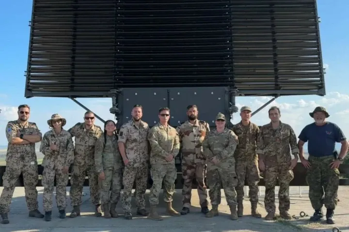 NATO DACCC team with Lanza LTR-25 radar in Cataloi, Romania. (Source: NATO)