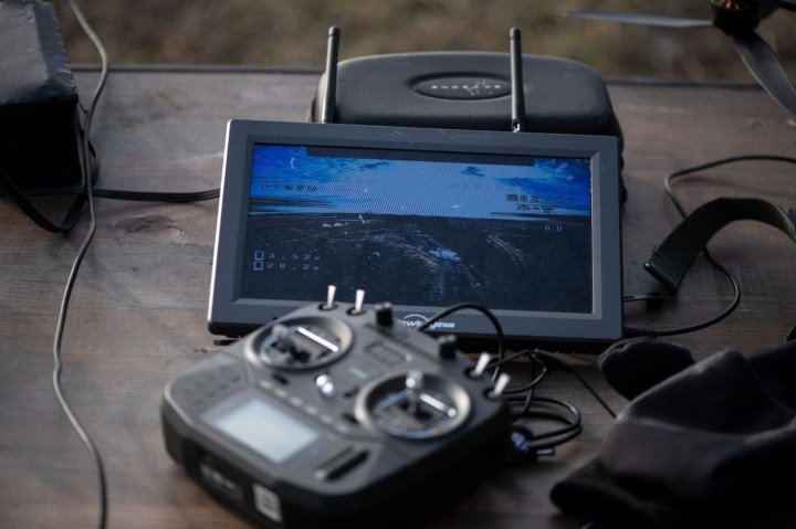 Ukraine's Defense Ministry showcased fiber-optic-controlled FPV drones in a demonstration on January 2, 2025. (Source: The Ministry of Defense of Ukraine) Ukraine's Defense Ministry showcased fiber-optic-controlled FPV drones in a demonstration on January 2, 2025. (Source: The Ministry of Defense of Ukraine)