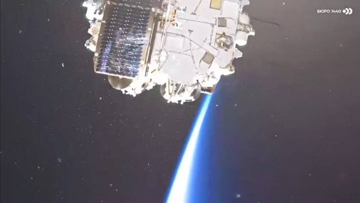 Earth orbit communications satellites Rassvet. (Open source) Earth orbit communications satellites Rassvet. (Open source)