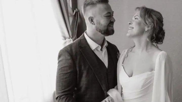 British national Nathan Stobbart with his Russian wife, Ksenia, whom he moved to Russia to marry. (Source: BBC)