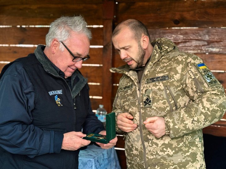 Howard Buffett awarded the Order of Prince Yaroslav the Wise and other honors for supporting Ukraine’s sovereignty. (Source: State Border Guard Service of Ukraine) Howard Buffett awarded the Order of Prince Yaroslav the Wise and other honors for supporting Ukraine’s sovereignty. (Source: State Border Guard Service of Ukraine)