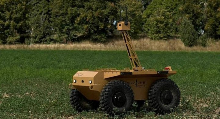 Sirko-S1 ground robotic platform. (Source: Minister of Digital Transformation Mykhailo Fedorov) Sirko-S1 ground robotic platform. (Source: Minister of Digital Transformation Mykhailo Fedorov)