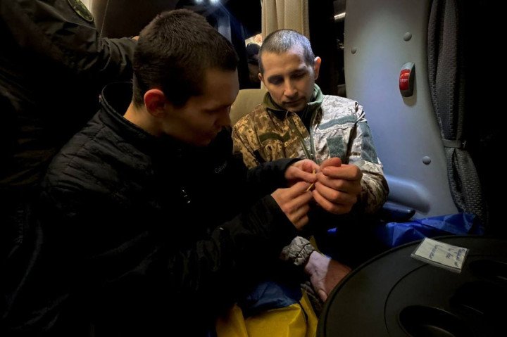 A group of recently released Ukrainian prisoners of war. (Source: Volodymyr Zelenskyy / Telegram) A group of recently released Ukrainian prisoners of war. (Source: Volodymyr Zelenskyy / Telegram)