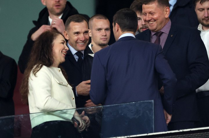 Former Ukrainian player and UAF President Andriy Shevchenko and former Commander-in-Chief of the Armed Forces of Ukraine Valerii Zaluzhnyi attend the UEFA Champions League 2024/25 League Phase MD3 match between Arsenal FC and FC Shakhtar Donetsk at Emirates Stadium on October 22, 2024 in London, England. (Source: Getty Images) Former Ukrainian player and UAF President Andriy Shevchenko and former Commander-in-Chief of the Armed Forces of Ukraine Valerii Zaluzhnyi attend the UEFA Champions League 2024/25 League Phase MD3 match between Arsenal FC and FC Shakhtar Donetsk at Emirates Stadium on October 22, 2024 in London, England. (Source: Getty Images)