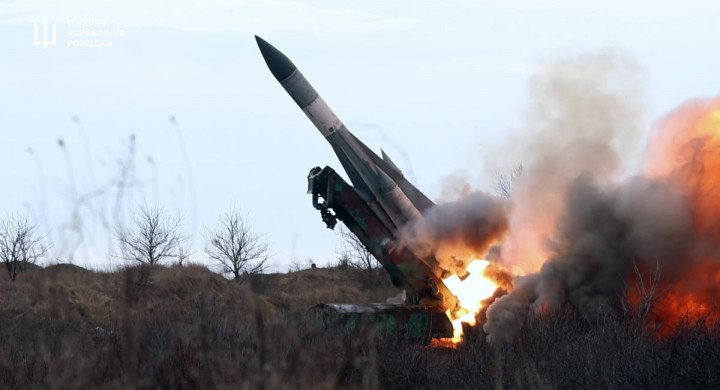 A Soviet-era S-200 missile launched from a fixed 5P72V platform during a Ukrainian operation (Source: HUR / Defense Intelligence of Ukraine) A Soviet-era S-200 missile launched from a fixed 5P72V platform during a Ukrainian operation (Source: HUR / Defense Intelligence of Ukraine)
