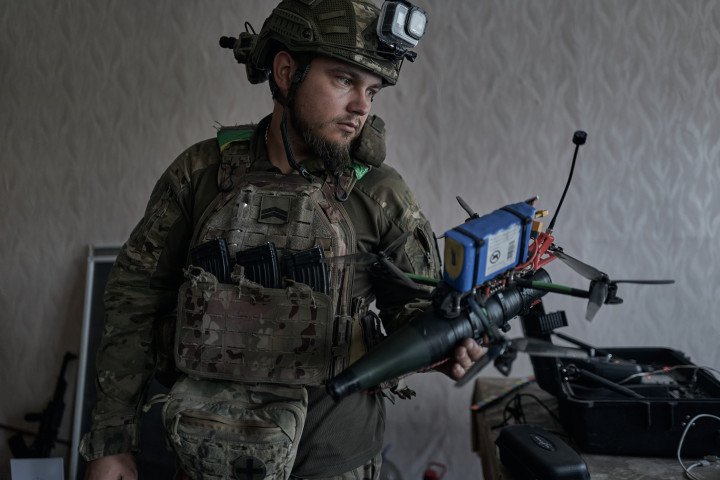 FPV drone pilots with the “Medoid” special unit conduct a mission near Pokrovsk on September 20, 2024. As Russian forces pressed toward Myrnograd, Ukrainian drone operators deployed precise aerial strikes to target enemy troop clusters and ammunition stockpiles along the advancing front line. (Photo by Vlada Liberova/Libkos/Getty Images) FPV drone pilots with the “Medoid” special unit conduct a mission near Pokrovsk on September 20, 2024. As Russian forces pressed toward Myrnograd, Ukrainian drone operators deployed precise aerial strikes to target enemy troop clusters and ammunition stockpiles along the advancing front line. (Photo by Vlada Liberova/Libkos/Getty Images)