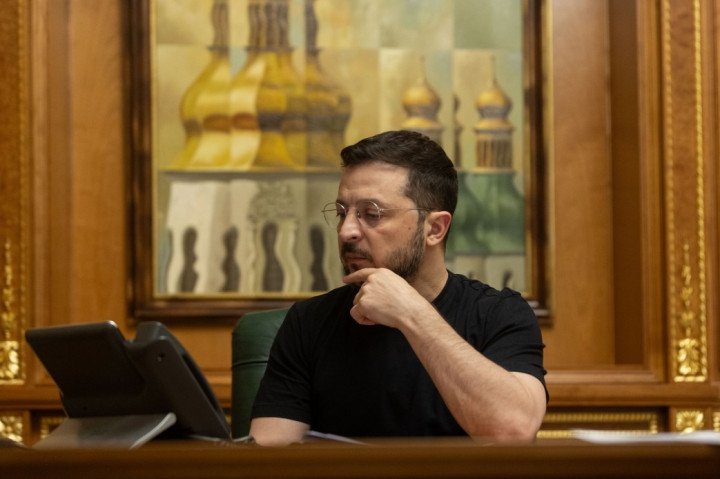 President of Ukraine Volodymyr Zelenskyy had a phone call with Canadian Prime Minister Mark Carney. (Source: Office of the President of Ukraine) President of Ukraine Volodymyr Zelenskyy had a phone call with Canadian Prime Minister Mark Carney. (Source: Office of the President of Ukraine)