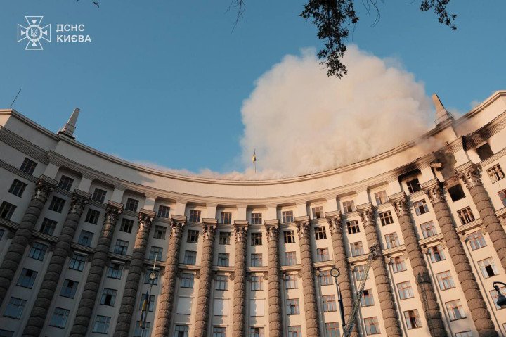 Smoke rises from the Cabinet of Ministers building in Kyiv after a Russian strike set the upper floors on fire, September 7, 2025. (Source: DSNS)