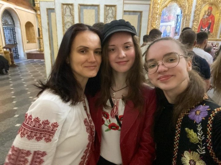 Hanna with two of her daughters, Kostiantyn’s nieces. Photo: Hanna Kostenko  