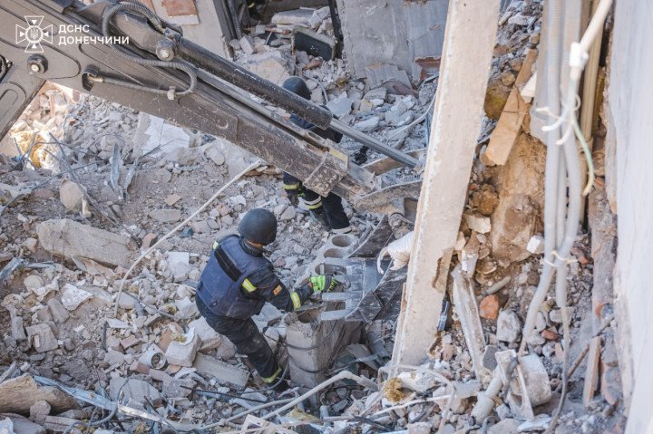 Aftermath of an airstrike in Mykolaivka. (Source: State Emergency Service of Ukraine) Aftermath of an airstrike in Mykolaivka. (Source: State Emergency Service of Ukraine)