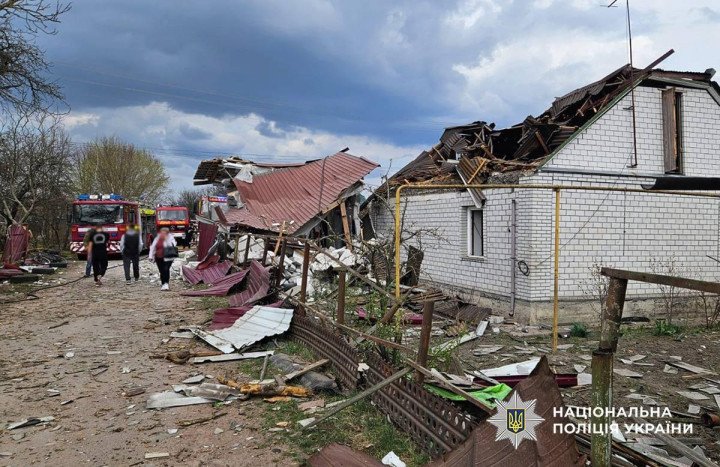Firefighters and emergency responders at the site of a destroyed residential building in the region. (Source: National Police of Ukraine)