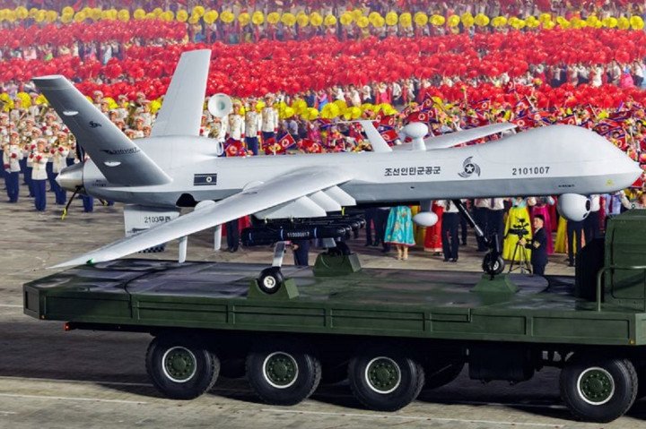 North Korean Saetbyol-9 UAV with reverve-engeneered US Hellifire missiles loaded. (Source: open source)
