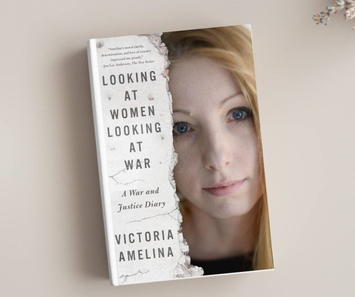A book with women's testimonies ‘War & Justice Diary: Looking at Women Looking at War’ about the war in Ukraine, written by Victoria Amelina. (Source: UN Women Ukraine) A book with women's testimonies ‘War & Justice Diary: Looking at Women Looking at War’ about the war in Ukraine, written by Victoria Amelina. (Source: UN Women Ukraine)