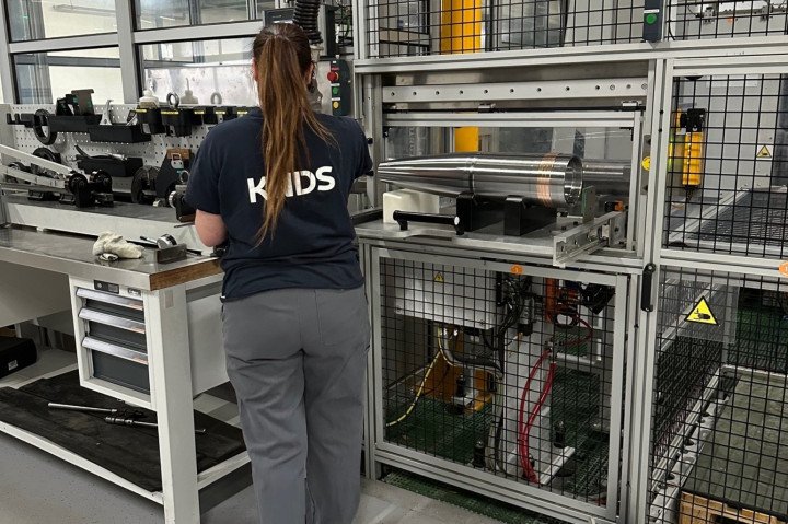 On the production line for 155mm shell. (Source: RTL) On the production line for 155mm shell. (Source: RTL)