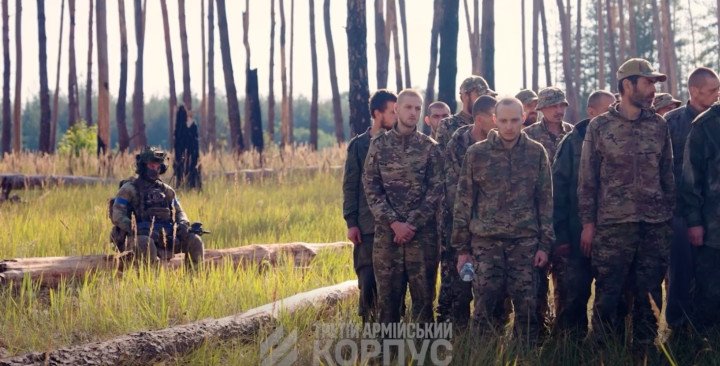 Captured Russian servicemen. (Source: Third Army Corps)