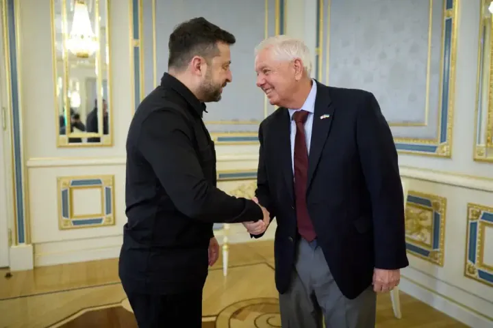 President of Ukraine Volodymyr Zelenskyy held a meeting with United States Senator Lindsey Graham. (Source: Office of the President of Ukraine) President of Ukraine Volodymyr Zelenskyy held a meeting with United States Senator Lindsey Graham. (Source: Office of the President of Ukraine)
