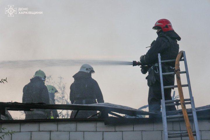 State Emergency Services are working to contain the blaze and assist the injured. (Source: Steta Emergency Service) State Emergency Services are working to contain the blaze and assist the injured. (Source: Steta Emergency Service)