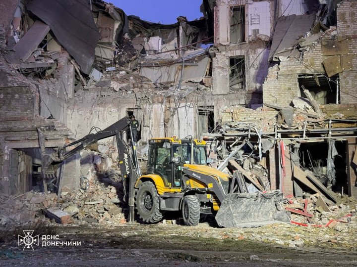 Aftermath of an airstrike in Mykolaivka. (Source: State Emergency Service of Ukraine) Aftermath of an airstrike in Mykolaivka. (Source: State Emergency Service of Ukraine)