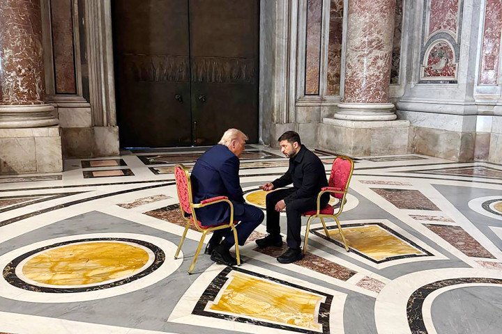 Ukraine’s President Volodymyr Zelenskyy (R) meets with US President Donald Trump (L) during Pope Francis’s funeral at St. Peter’s Basilica at the Vatican, on April 26, 2025 in Vatican City, Vatican. (Source: Getty Images)