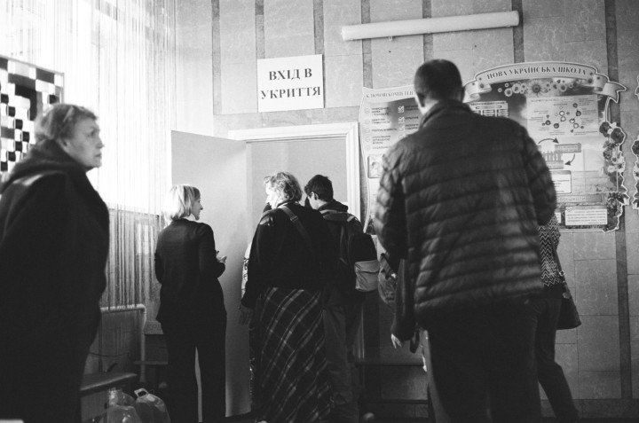 Every time an air raid alert sounds, children and teachers head down to the shelter. (Photo: Max Lysenko/UNITED24 Media) Every time an air raid alert sounds, children and teachers head down to the shelter. (Photo: Max Lysenko/UNITED24 Media)