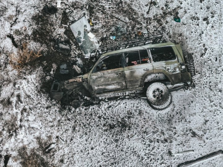 The evacuation vehicle hit a mine 500-700 meters from the position, forcing the team to evacuate on foot. (Photo: courtesy of Vitsik) The evacuation vehicle hit a mine 500-700 meters from the position, forcing the team to evacuate on foot. (Photo: courtesy of Vitsik)