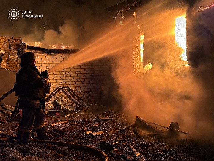 Firefighter battles blaze at a residential building in Sumy region after a Russian strike. (Source: DSNS Sumy Region) Firefighter battles blaze at a residential building in Sumy region after a Russian strike. (Source: DSNS Sumy Region)
