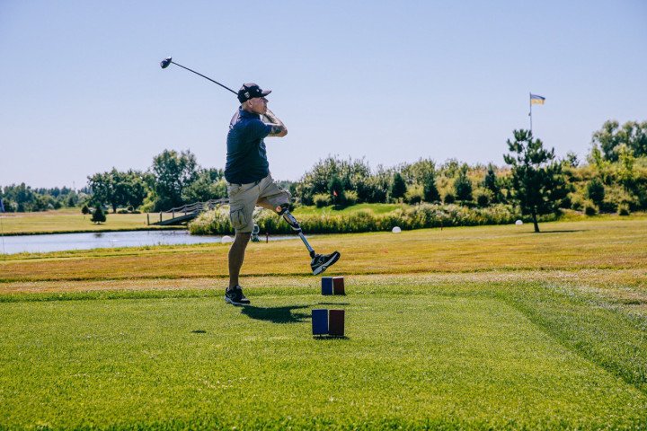 Anatolii playing golf now. Photo: United by Golf