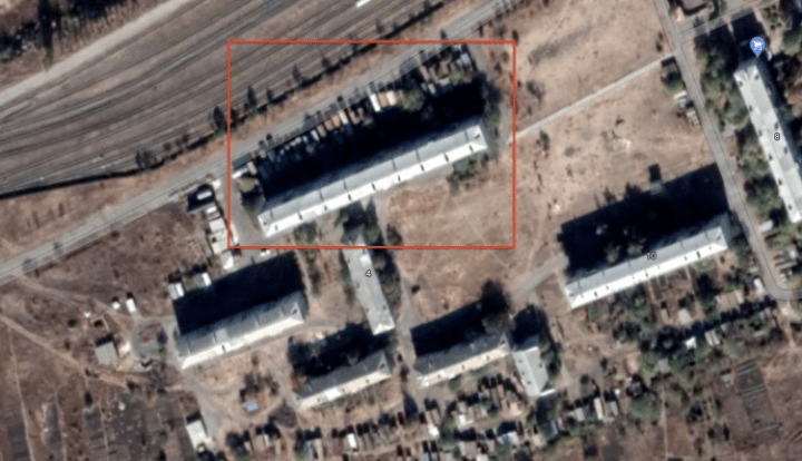 Open source sattelite imagery of a building where Wagner PMC headquarters was allegedly located in occupied Popasna, Luhansk region. (source: Ukrainska Pravda) Open source sattelite imagery of a building where Wagner PMC headquarters was allegedly located in occupied Popasna, Luhansk region. (source: Ukrainska Pravda)