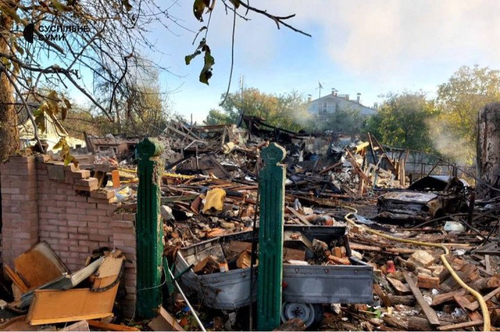 Aftermath of Russian strike on residential area in Sumy, October 22, 2024. (Source: Suspilne Sumy) Aftermath of Russian strike on residential area in Sumy, October 22, 2024. (Source: Suspilne Sumy)