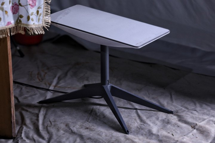 "Starlink" equipment install in "Point of Invincibility" at residential district during a blackout after Russian attack on October 2, 2025 in Chernihiv, Ukraine. Blackout in Chernihiv after another Russian strike on energy infrastructure. Residents navigate in the dark with flashlights, houses stand in darkness as power, water and heating outages affect the city. (Photo by Yan Dobronosov/Global Images Ukraine via Getty Images) "Starlink" equipment install in "Point of Invincibility" at residential district during a blackout after Russian attack on October 2, 2025 in Chernihiv, Ukraine. Blackout in Chernihiv after another Russian strike on energy infrastructure. Residents navigate in the dark with flashlights, houses stand in darkness as power, water and heating outages affect the city. (Photo by Yan Dobronosov/Global Images Ukraine via Getty Images)