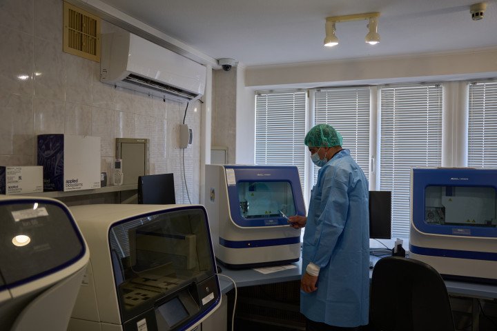 The main goal for these experts is to identify each and every one of the repatriated bodies. Photo: Mykyta Shandyba/ UNITED24 Media