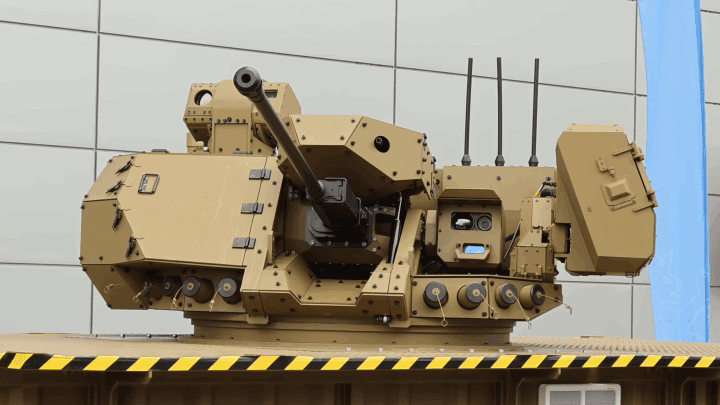 The TURA 30 remote-controlled weapon station is displayed during a presentation. (Photo: evpu.sk) The TURA 30 remote-controlled weapon station is displayed during a presentation. (Photo: evpu.sk)