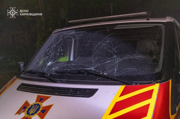 Cracked windshield of a damaged emergency vehicle in Kharkiv after a Russian strike. (Source: DSNS Kharkiv Region) Cracked windshield of a damaged emergency vehicle in Kharkiv after a Russian strike. (Source: DSNS Kharkiv Region)