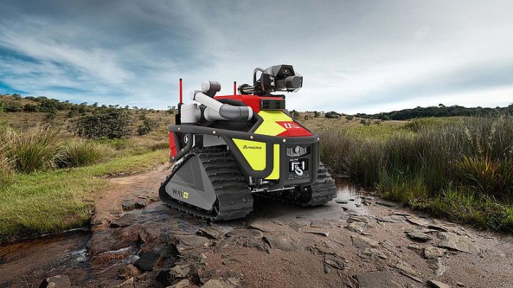 A Magirus Wolf R1 firefighting robot designed for remote operations in hazardous environments. (Source: Magirus) A Magirus Wolf R1 firefighting robot designed for remote operations in hazardous environments. (Source: Magirus)