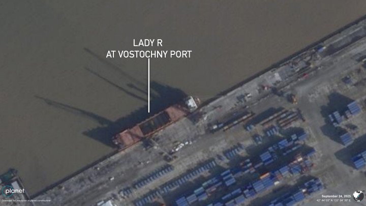 Lady R llega al puerto de Vostochny el 24 de septiembre de 2025. (Fuente: NK Pro)