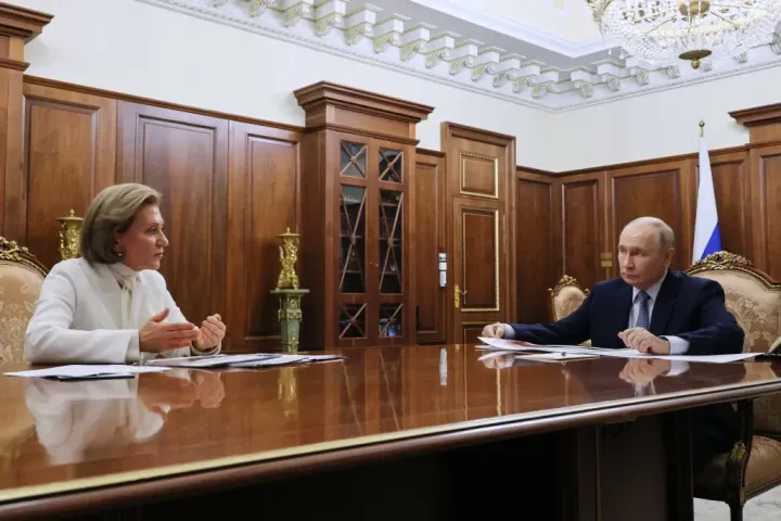 Russia’s chief sanitary official Anna Popova, who traveled from Moscow to Irkutsk amid the suspected plague outbreak. (Source: AP/The Sun) Russia’s chief sanitary official Anna Popova, who traveled from Moscow to Irkutsk amid the suspected plague outbreak. (Source: AP/The Sun)