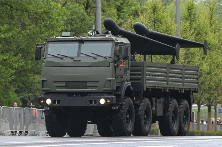 Russian Geran-2 and Garpiya long-range strike drones. (Source: Russian media)