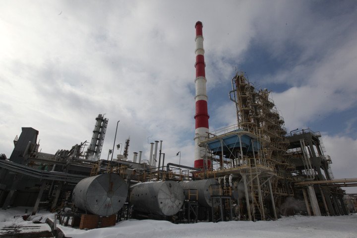 A general view of the Russian Novokuibyshev oil refinery owned by Rosneft oil company in Novokuibyshevsk, Samara region, Russia. (Source: Getty Images)