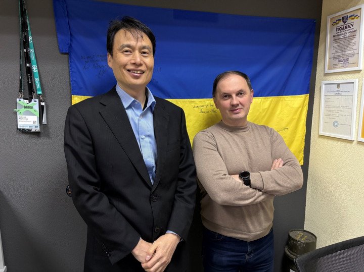 Terra Drone CEO Toru Tokushige and Amazing Drones CEO Maksym Klymenko during a meeting following the announcement of their strategic partnership. (Source: Terra Drone)