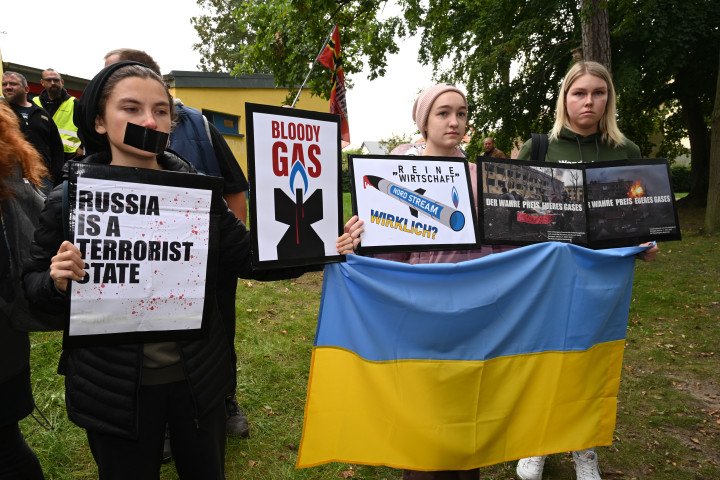 Activists protesting against the opening of the German-Russian gas pipeline Nord Stream 2, September 2022. (Source: Stefan Sauer via Getty Images) Activists protesting against the opening of the German-Russian gas pipeline Nord Stream 2, September 2022. (Source: Stefan Sauer via Getty Images)