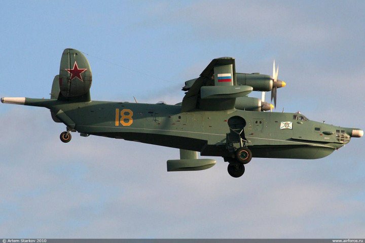 Russian Be-12 patrol aircraft in flight, used by the Navy for maritime surveillance missions. (Photo: Russian media) Russian Be-12 patrol aircraft in flight, used by the Navy for maritime surveillance missions. (Photo: Russian media)