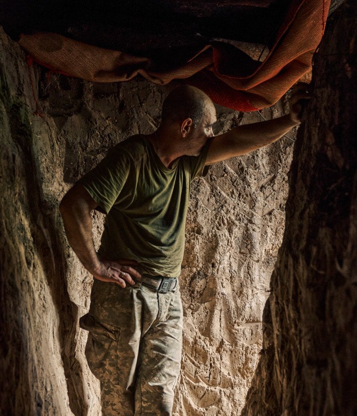 Serhii, driver of the M109 in the 28th Brigade, pauses for a moment between work. Kostiantynivka, August 2025. Photo: Josh Olley/UNITED24 Media
